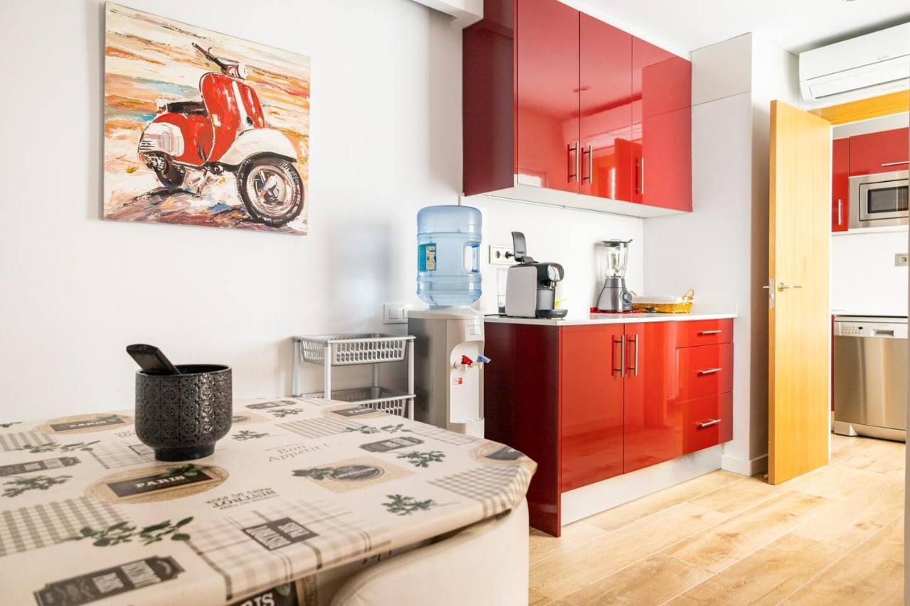 Sweet Room Barcelona โอสปิตาเล็ต เดอ โยเบรกัต ภายนอก รูปภาพ