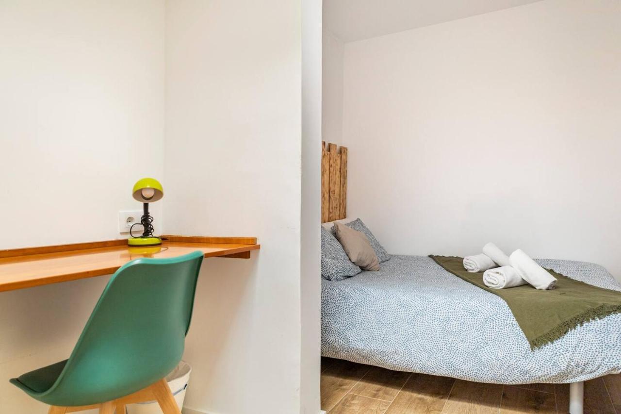 Sweet Room Barcelona โอสปิตาเล็ต เดอ โยเบรกัต ภายนอก รูปภาพ