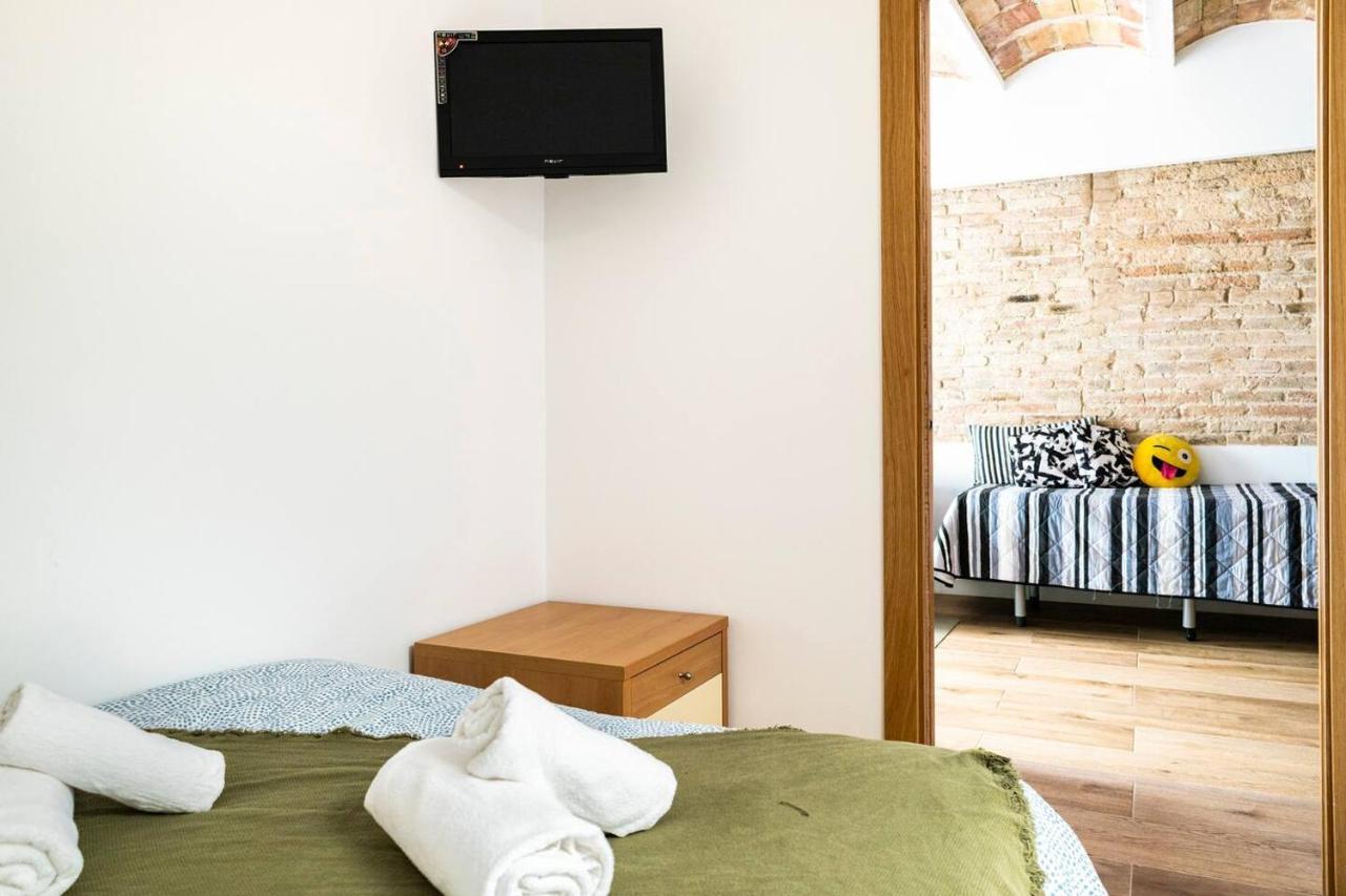 Sweet Room Barcelona โอสปิตาเล็ต เดอ โยเบรกัต ภายนอก รูปภาพ