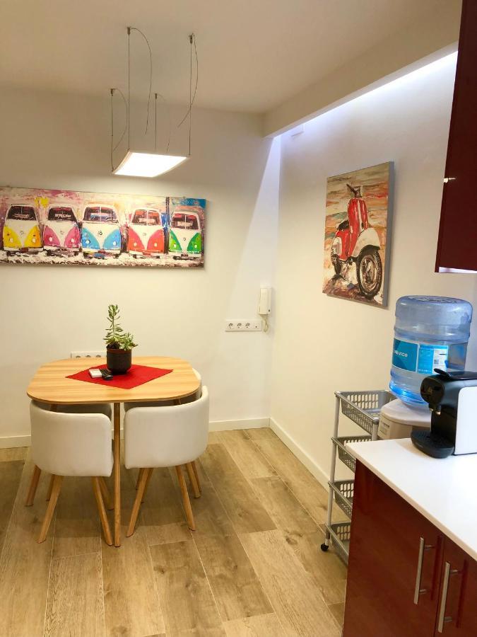 Sweet Room Barcelona โอสปิตาเล็ต เดอ โยเบรกัต ภายนอก รูปภาพ