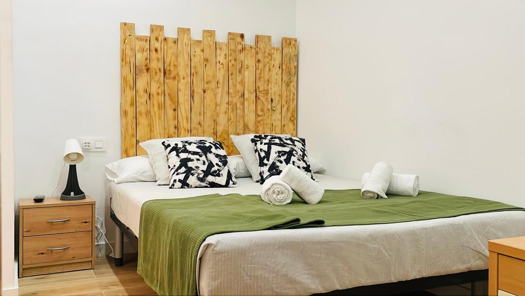 Sweet Room Barcelona โอสปิตาเล็ต เดอ โยเบรกัต ภายนอก รูปภาพ
